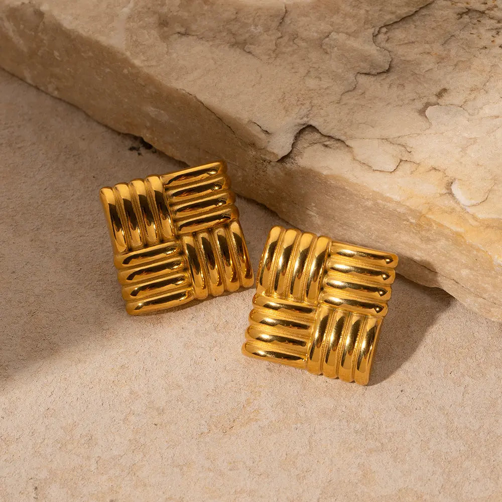 Aura Earrings