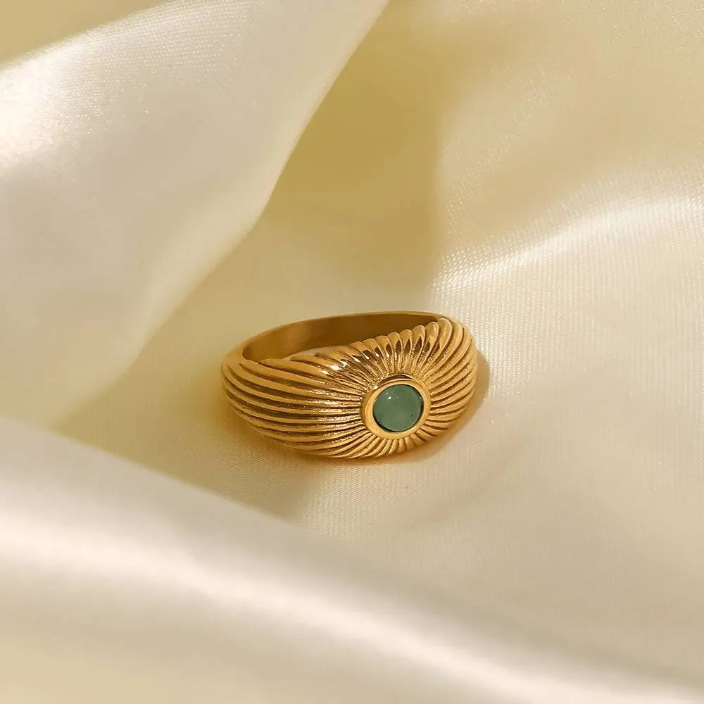 Victoria Ring