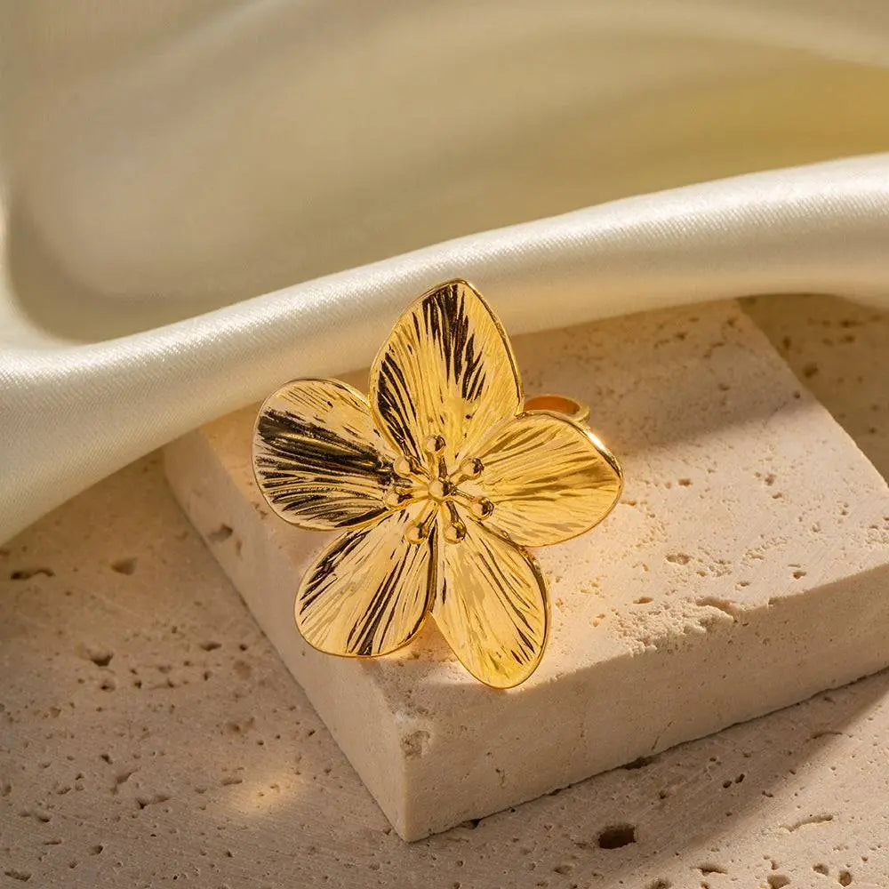 Narciss Ring