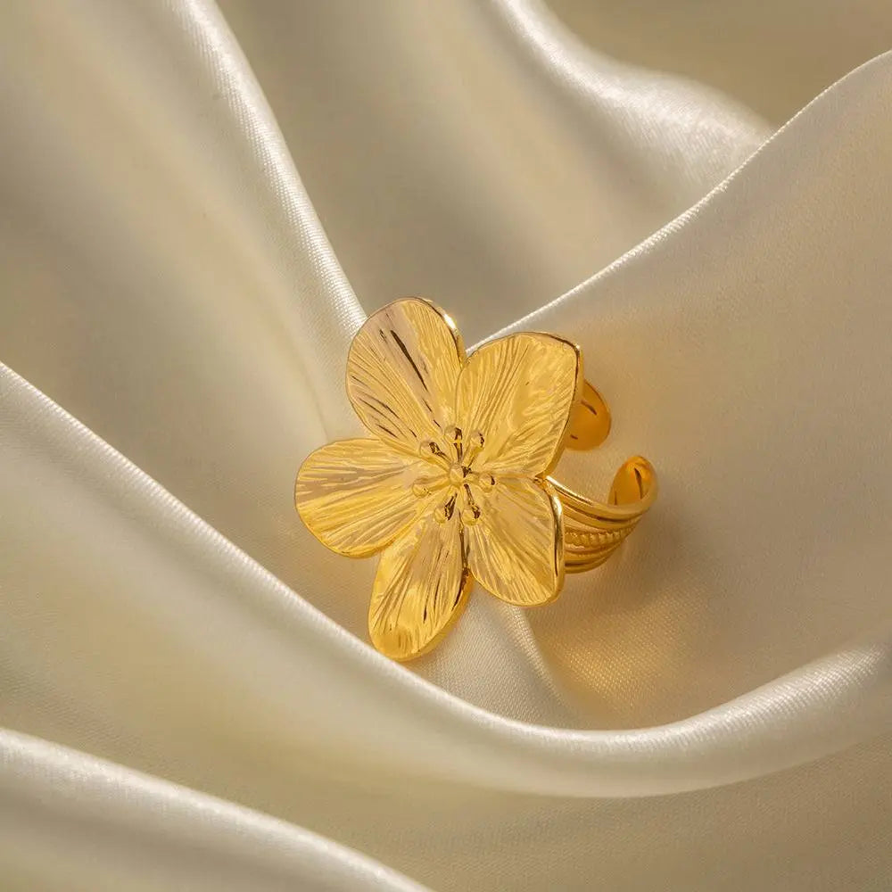Narciss Ring