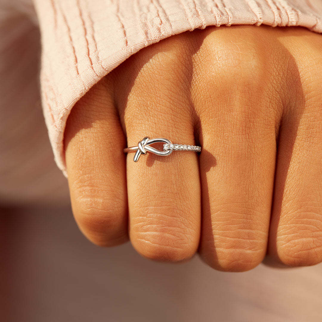 Knoot Ring