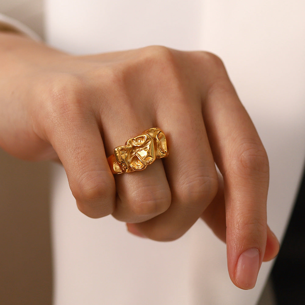 Foly Ring